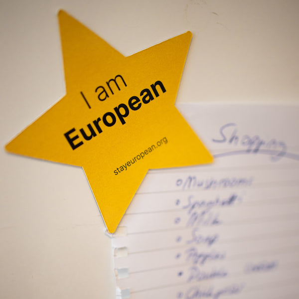 Fridge magnet: I am European